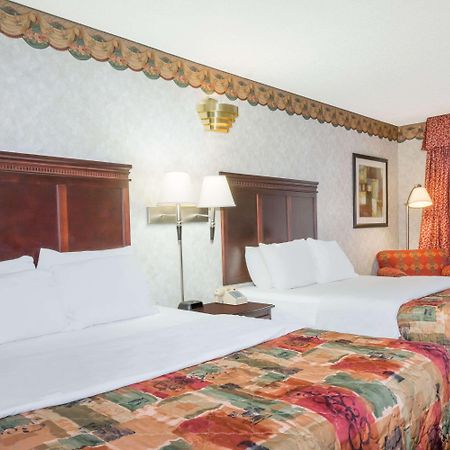 Days Inn - Oneonta Bagian luar foto